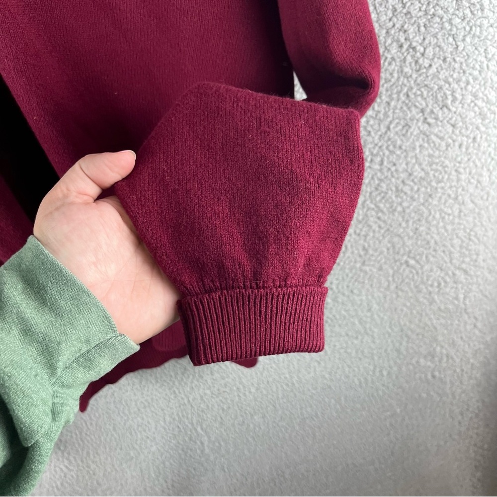 Alan Paine Size L/XL Lambswool‎ Burgundy V-Neck Vintage Sweater Made in England - Picture 10 of 13